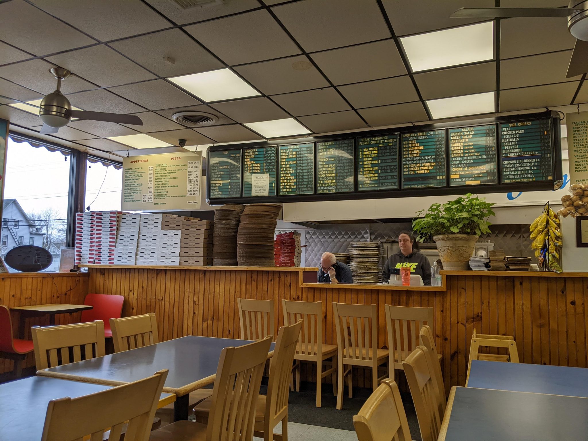Pawtucket House of Pizza Pizza Restaurant in Pawtucket, RI